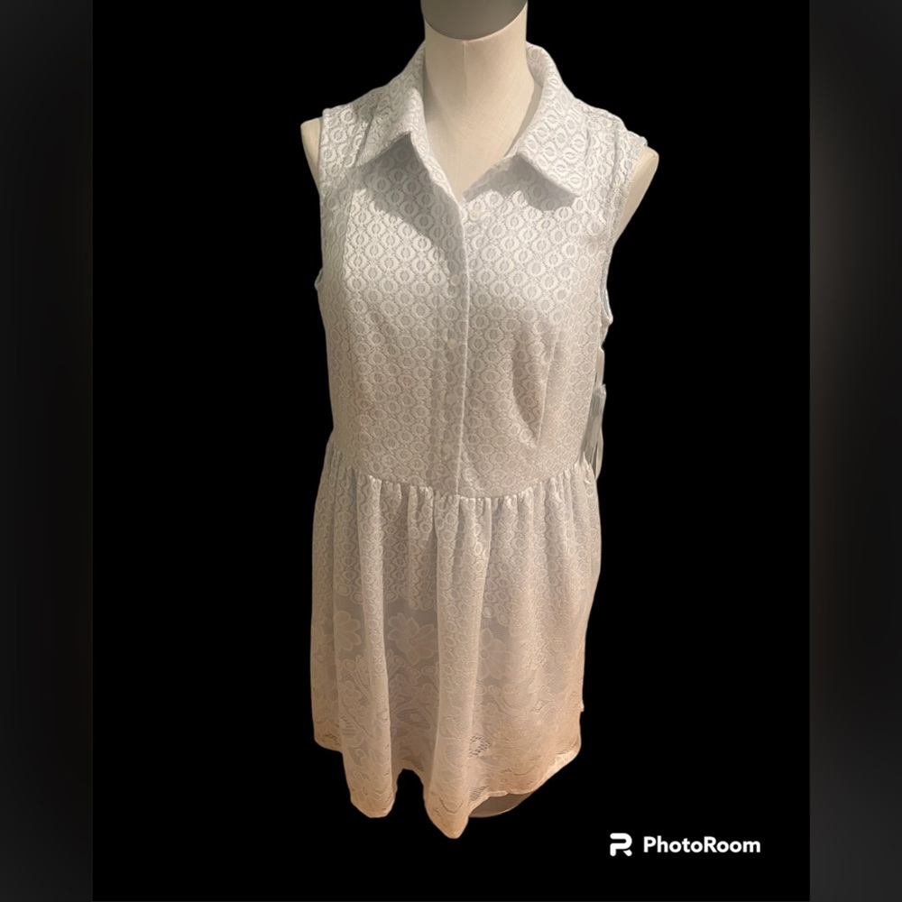 NWT Womens Sandra Darren sz 14 dress.‎  Light blue w/ white overlay